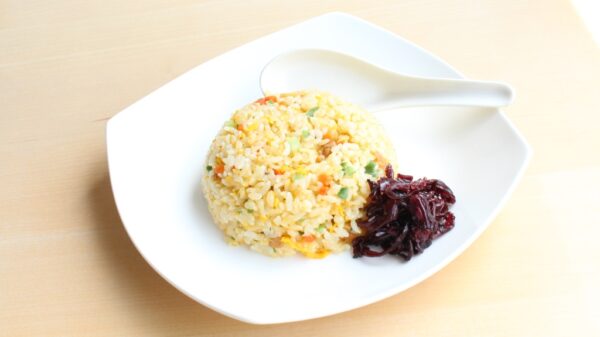 〈嵯峨野〉トッピングチャーハン