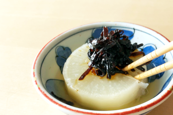 ふろふき大根の塩昆布のせ