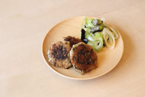 〈鞍馬〉鶏つくね